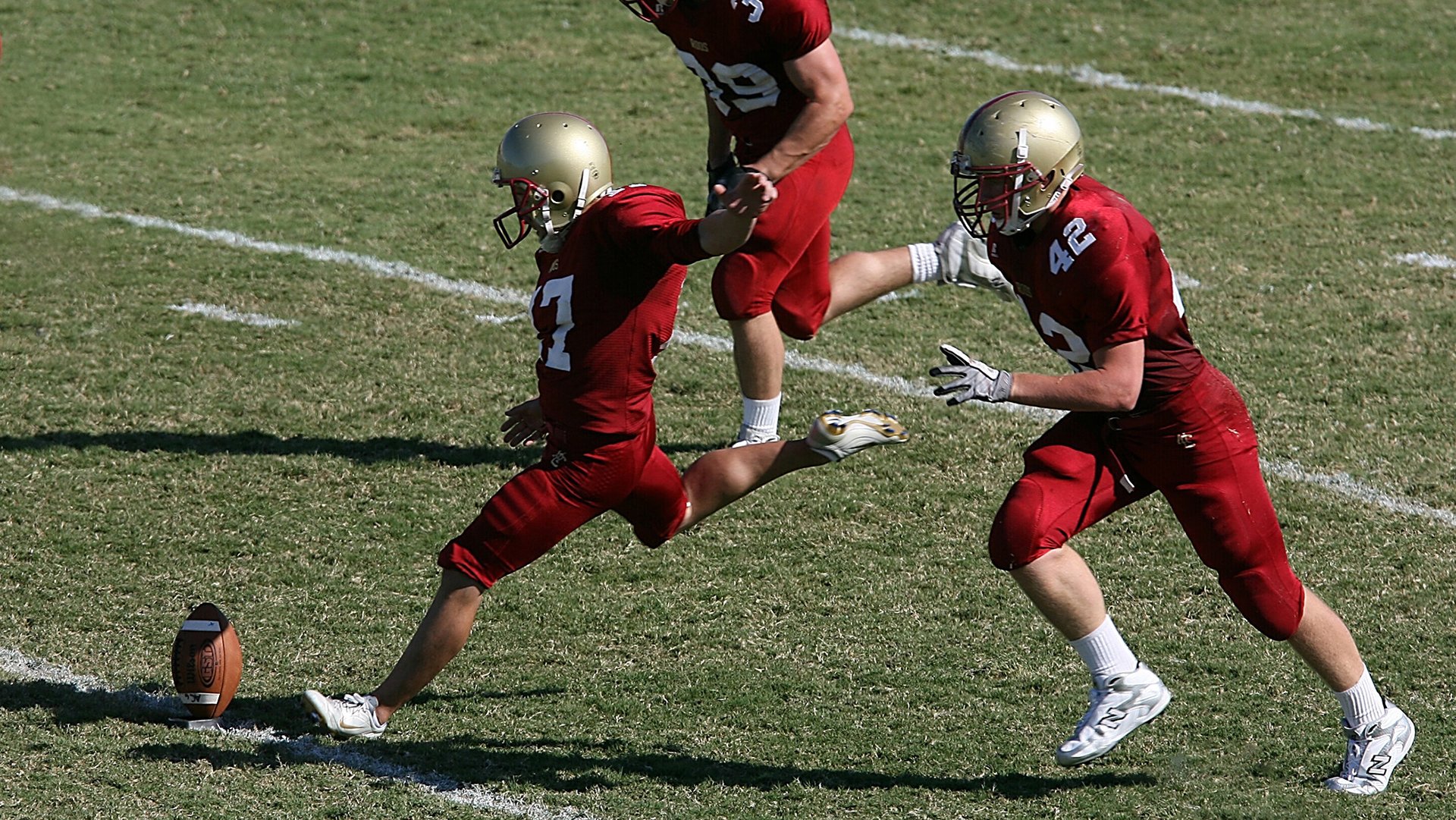 林丹呼吁社会更多关注退役运动员，退役后林丹