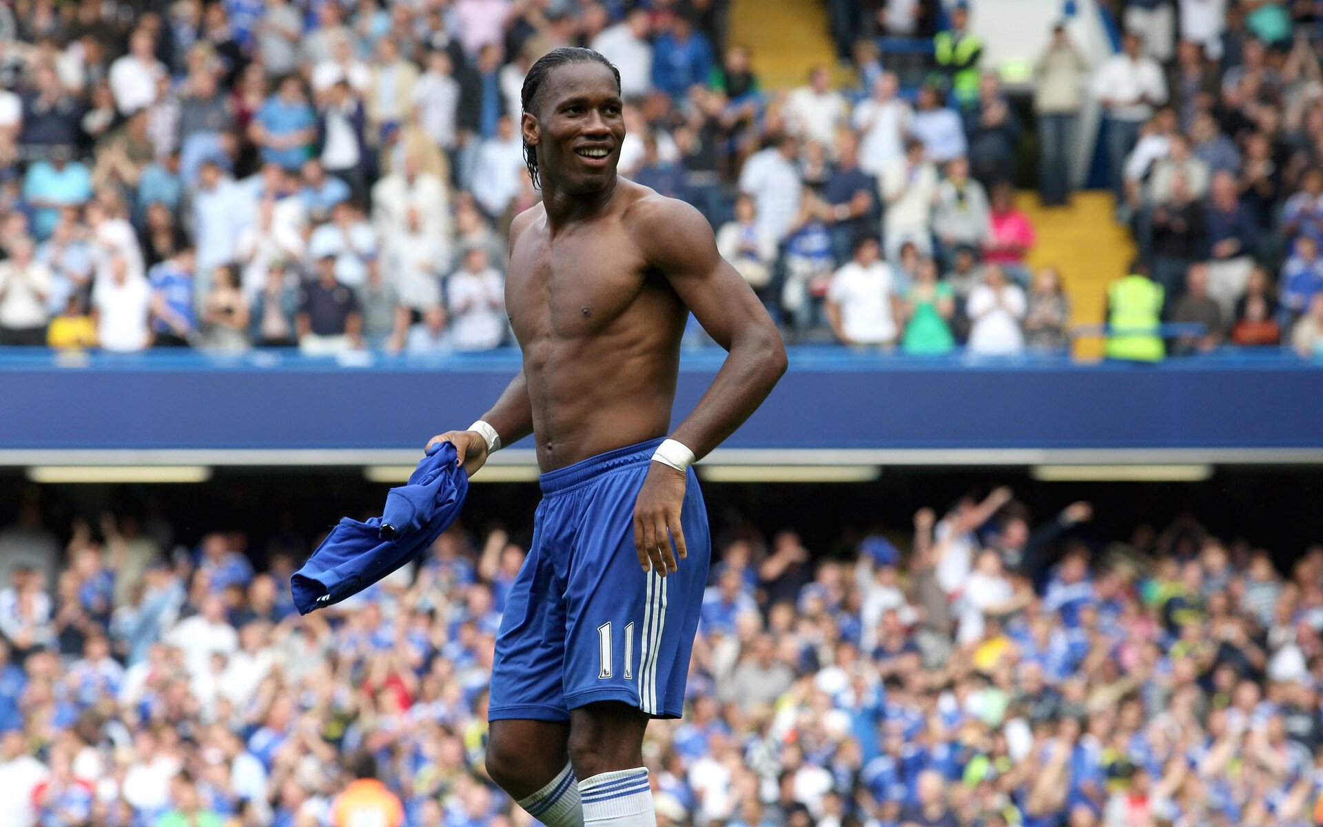 德约轻松过关，连续晋级十强，德约能否成为史上最佳