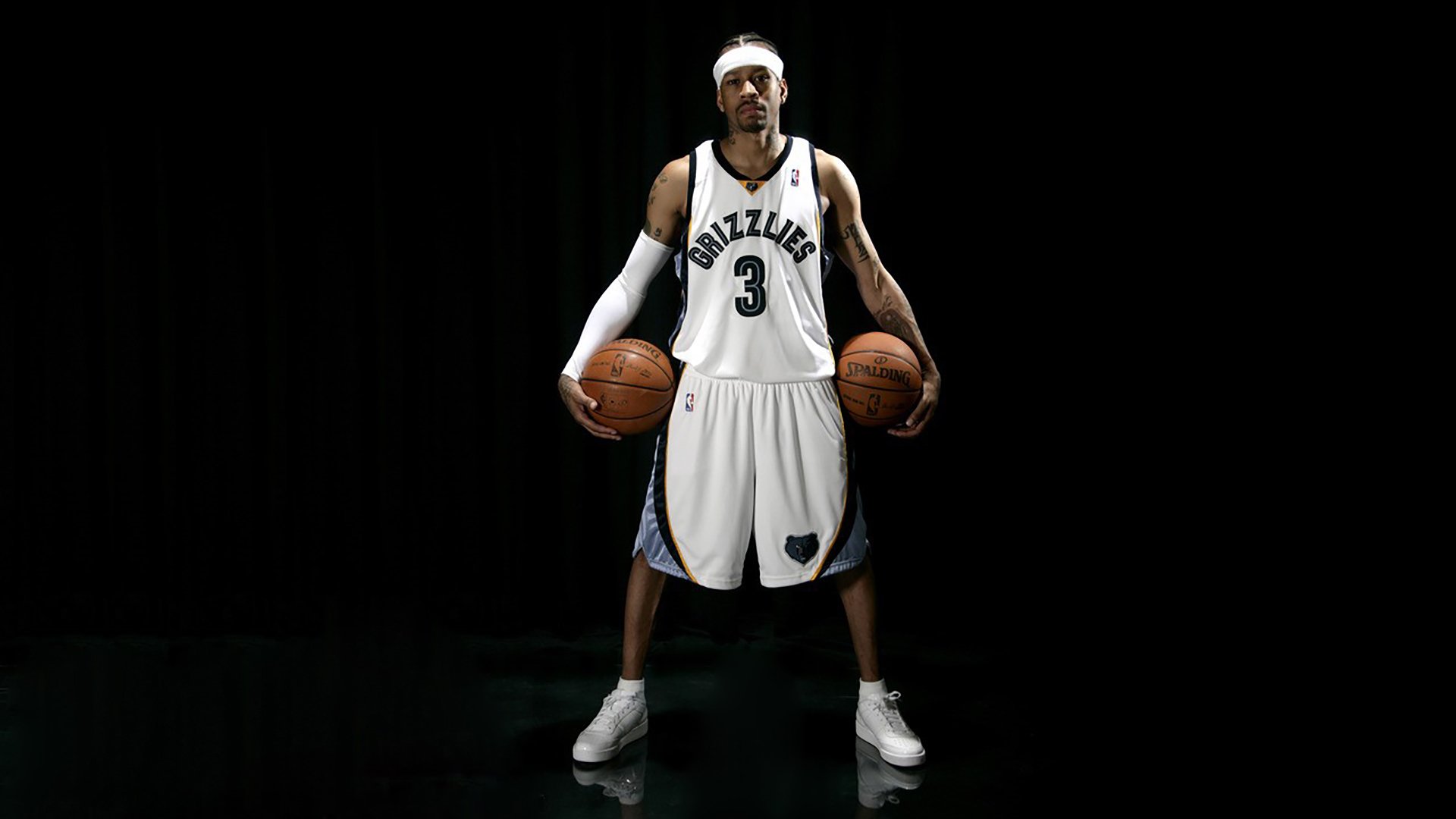 湖人0.4秒错判引热议，开拓者逆转终结雷霆8连胜，湖人战胜开拓者视频